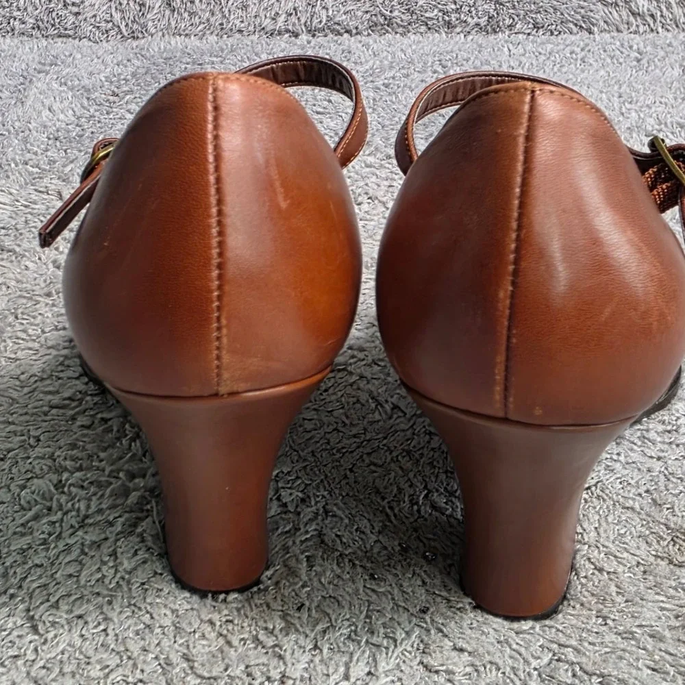 Gianni Bini Mary Jane Wedge Cognac Brown Leather Art Heels Womens 8.5M Excellent